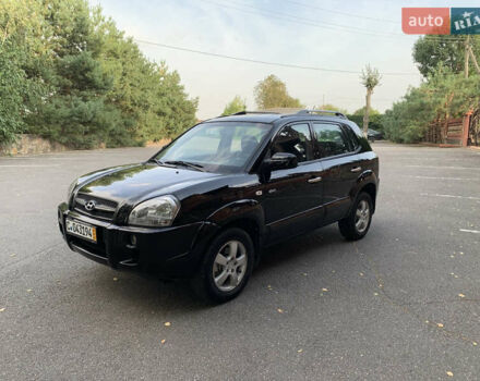 Чорний Хендай Туксон, об'ємом двигуна 1.98 л та пробігом 220 тис. км за 6700 $, фото 1 на Automoto.ua