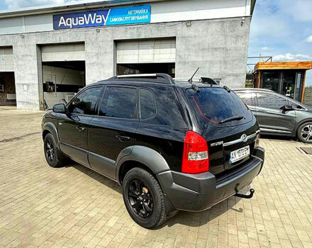 Хендай Туксон 2007 у Новой Водолаге на Automoto.ua Чорний Хендай Туксон, об'ємом двигуна 2 л та пробігом 170 тис. км за 8300 $, фото 4 на Automoto.ua