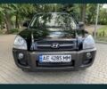 Черный Хендай Туксон, объемом двигателя 2 л и пробегом 208 тыс. км за 8100 $, фото 4 на Automoto.ua