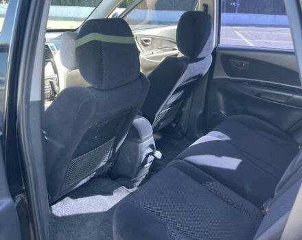 Чорний Хендай Туксон, об'ємом двигуна 2 л та пробігом 194 тис. км за 8700 $, фото 9 на Automoto.ua