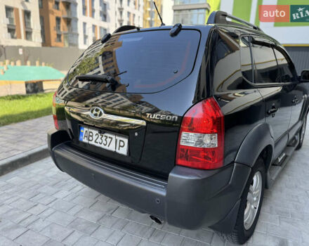 Чорний Хендай Туксон, об'ємом двигуна 1.98 л та пробігом 190 тис. км за 8200 $, фото 10 на Automoto.ua