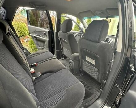 Черный Хендай Туксон, объемом двигателя 2 л и пробегом 218 тыс. км за 7600 $, фото 16 на Automoto.ua