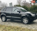 Черный Хендай Туксон, объемом двигателя 2 л и пробегом 180 тыс. км за 7700 $, фото 9 на Automoto.ua