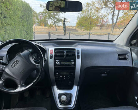 Хендай Туксон 2007 в Змиеве на Automoto.ua Черный Хендай Туксон, объемом двигателя 2 л и пробегом 256 тыс. км за 8300 $, фото 11 на Automoto.ua