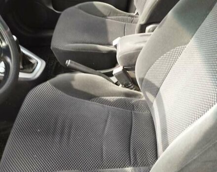 Черный Хендай Туксон, объемом двигателя 2 л и пробегом 270 тыс. км за 7500 $, фото 5 на Automoto.ua