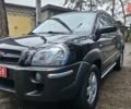 Чорний Хендай Туксон, об'ємом двигуна 2 л та пробігом 207 тис. км за 8200 $, фото 1 на Automoto.ua
