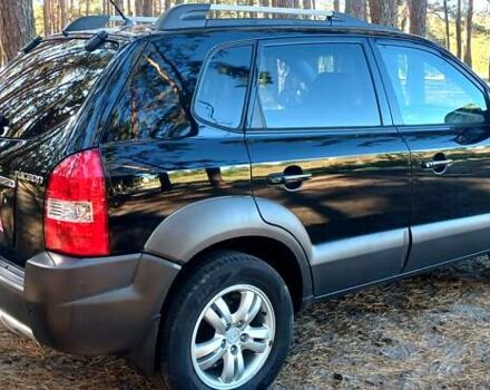 Хендай Туксон 2007 в Сумах на Automoto.ua Черный Хендай Туксон, объемом двигателя 1.98 л и пробегом 236 тыс. км за 7600 $, фото 4 на Automoto.ua