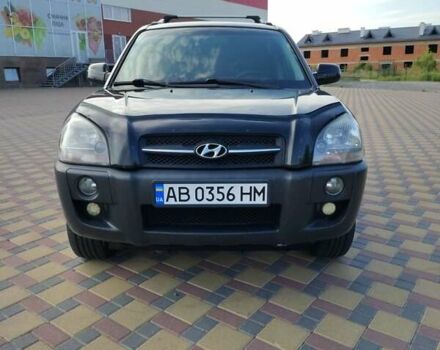 Черный Хендай Туксон, объемом двигателя 2 л и пробегом 240 тыс. км за 7900 $, фото 5 на Automoto.ua