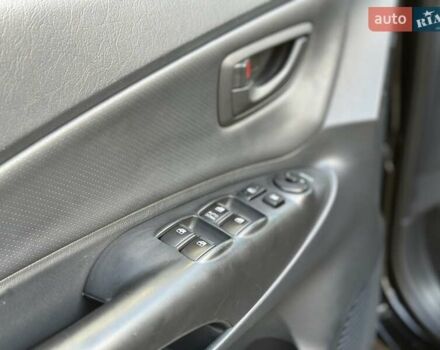 Хендай Туксон 2007 в Одессе на Automoto.ua Черный Хендай Туксон, объемом двигателя 1.99 л и пробегом 195 тыс. км за 8900 $, фото 65 на Automoto.ua