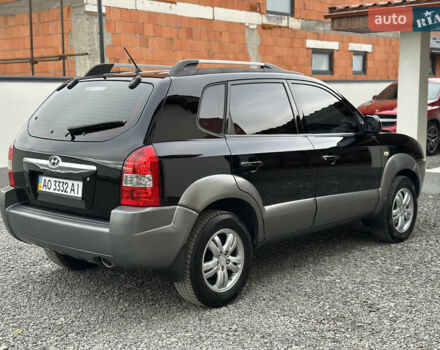 Хендай Туксон 2007 в Ужгороде на Automoto.ua Черный Хендай Туксон, объемом двигателя 1.98 л и пробегом 157 тыс. км за 7300 $, фото 10 на Automoto.ua