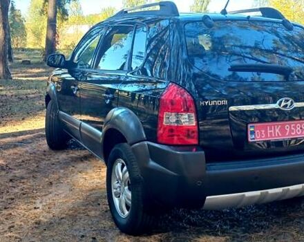 Хендай Туксон 2007 в Сумах на Automoto.ua Черный Хендай Туксон, объемом двигателя 1.98 л и пробегом 236 тыс. км за 7600 $, фото 6 на Automoto.ua