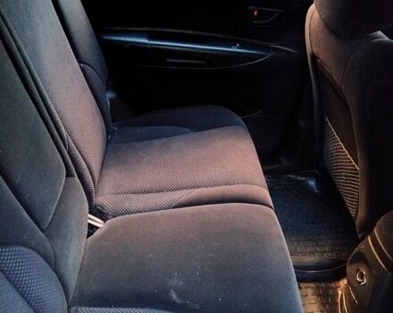 Черный Хендай Туксон, объемом двигателя 2 л и пробегом 270 тыс. км за 7400 $, фото 4 на Automoto.ua