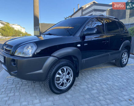 Хендай Туксон 2007 у Одесі на Automoto.ua Чорний Хендай Туксон, об'ємом двигуна 1.98 л та пробігом 180 тис. км за 8999 $, фото 2 на Automoto.ua