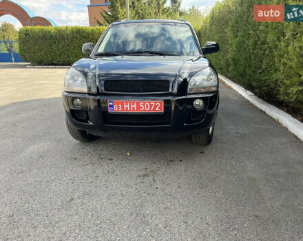 Черный Хендай Туксон, объемом двигателя 2 л и пробегом 256 тыс. км за 7800 $, фото 1 на Automoto.ua