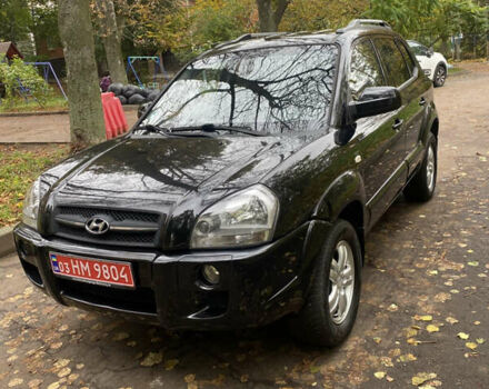 Черный Хендай Туксон, объемом двигателя 2 л и пробегом 178 тыс. км за 7860 $, фото 2 на Automoto.ua