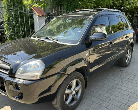 Чорний Хендай Туксон, об'ємом двигуна 1.98 л та пробігом 188 тис. км за 7000 $, фото 1 на Automoto.ua