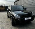 Чорний Хендай Туксон, об'ємом двигуна 2 л та пробігом 240 тис. км за 8600 $, фото 1 на Automoto.ua