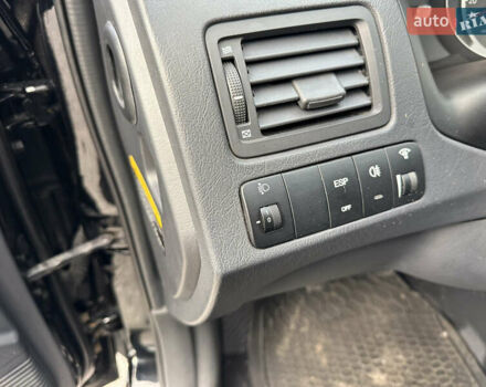Чорний Хендай Туксон, об'ємом двигуна 2 л та пробігом 180 тис. км за 7999 $, фото 18 на Automoto.ua