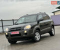 Чорний Хендай Туксон, об'ємом двигуна 2 л та пробігом 230 тис. км за 6850 $, фото 1 на Automoto.ua