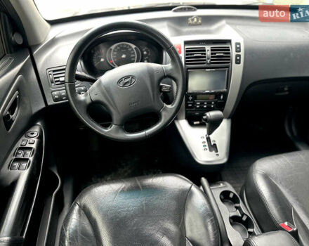 Чорний Хендай Туксон, об'ємом двигуна 2.66 л та пробігом 145 тис. км за 8900 $, фото 15 на Automoto.ua