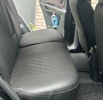 Чорний Хендай Туксон, об'ємом двигуна 2 л та пробігом 308 тис. км за 7555 $, фото 7 на Automoto.ua