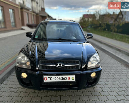 Хендай Туксон 2007 в Надворной на Automoto.ua Черный Хендай Туксон, объемом двигателя 1.98 л и пробегом 154 тыс. км за 8200 $, фото 4 на Automoto.ua