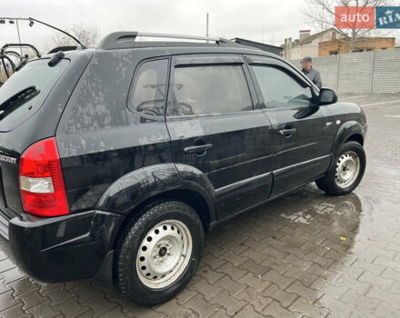 Чорний Хендай Туксон, об'ємом двигуна 1.98 л та пробігом 177 тис. км за 8500 $, фото 3 на Automoto.ua