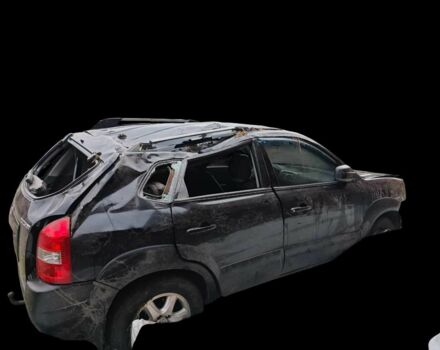 Хендай Туксон 2007 в Ромнах на Automoto.ua Черный Хендай Туксон, объемом двигателя 2 л и пробегом 257 тыс. км за 1999 $, фото 4 на Automoto.ua