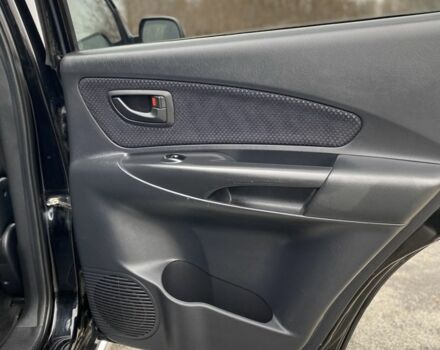 Черный Хендай Туксон, объемом двигателя 2 л и пробегом 330 тыс. км за 4350 $, фото 22 на Automoto.ua