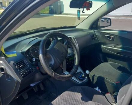 Чорний Хендай Туксон, об'ємом двигуна 1.98 л та пробігом 357 тис. км за 7500 $, фото 11 на Automoto.ua