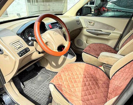 Хендай Туксон 2007 у Новой Водолаге на Automoto.ua Чорний Хендай Туксон, об'ємом двигуна 2 л та пробігом 170 тис. км за 8300 $, фото 10 на Automoto.ua