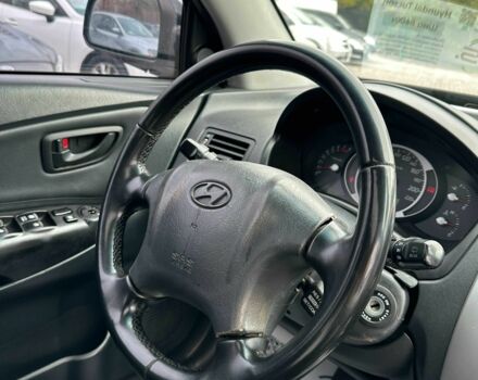 Хендай Туксон 2007 в Кривом Роге на Automoto.ua Черный Хендай Туксон, объемом двигателя 2.7 л и пробегом 238 тыс. км за 8500 $, фото 8 на Automoto.ua