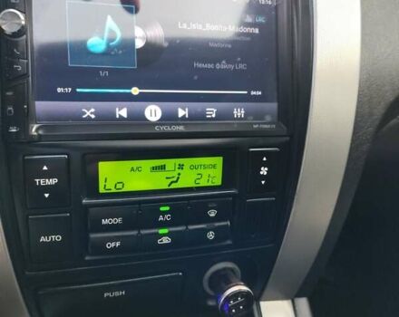 Черный Хендай Туксон, объемом двигателя 2 л и пробегом 240 тыс. км за 7900 $, фото 16 на Automoto.ua
