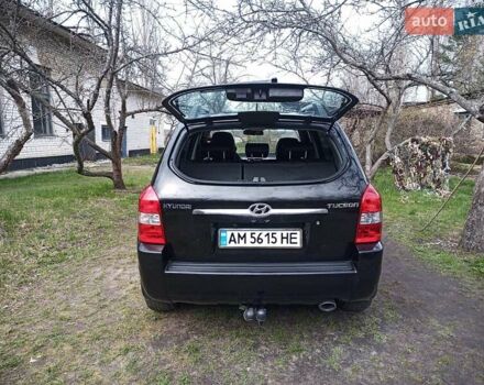 Черный Хендай Туксон, объемом двигателя 2 л и пробегом 240 тыс. км за 8200 $, фото 1 на Automoto.ua