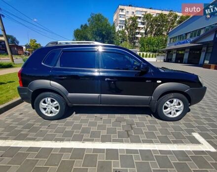 Хендай Туксон 2007 в Запорожье на Automoto.ua Черный Хендай Туксон, объемом двигателя 2.66 л и пробегом 200 тыс. км за 8900 $, фото 9 на Automoto.ua