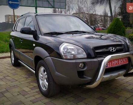 Чорний Хендай Туксон, об'ємом двигуна 2 л та пробігом 229 тис. км за 8600 $, фото 18 на Automoto.ua
