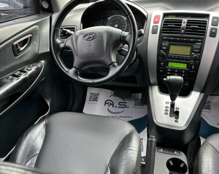 Хендай Туксон 2007 в Кривом Роге на Automoto.ua Черный Хендай Туксон, объемом двигателя 2.7 л и пробегом 238 тыс. км за 8500 $, фото 4 на Automoto.ua