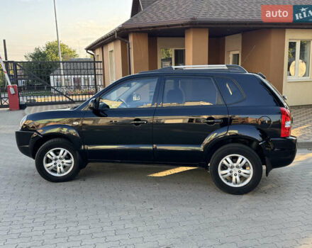 Чорний Хендай Туксон, об'ємом двигуна 2 л та пробігом 180 тис. км за 7800 $, фото 16 на Automoto.ua