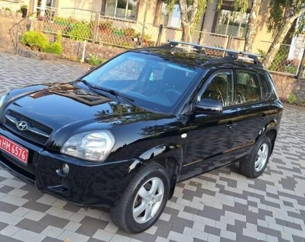 Чорний Хендай Туксон, об'ємом двигуна 2 л та пробігом 190 тис. км за 8300 $, фото 8 на Automoto.ua