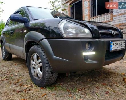 Чорний Хендай Туксон, об'ємом двигуна 2.66 л та пробігом 200 тис. км за 8900 $, фото 3 на Automoto.ua