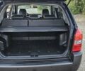 Черный Хендай Туксон, объемом двигателя 2 л и пробегом 218 тыс. км за 8600 $, фото 28 на Automoto.ua