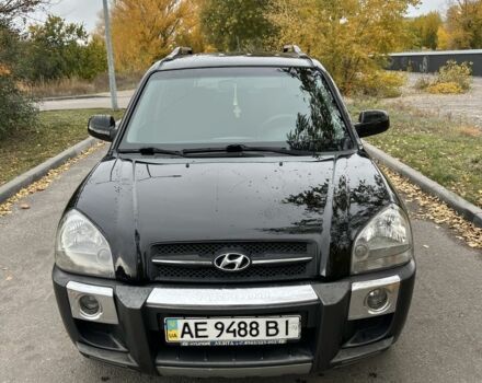 Хендай Туксон 2007 у Кам'янське (Дніпродзержинськ) на Automoto.ua Чорний Хендай Туксон, об'ємом двигуна 2 л та пробігом 162 тис. км за 7999 $, фото 2 на Automoto.ua