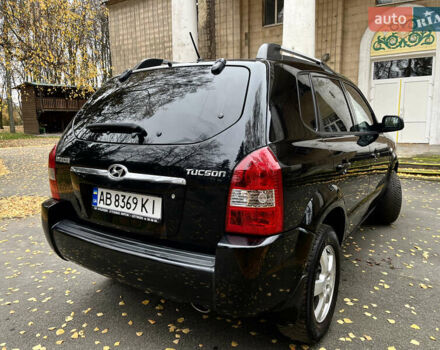 Черный Хендай Туксон, объемом двигателя 1.98 л и пробегом 99 тыс. км за 8999 $, фото 4 на Automoto.ua