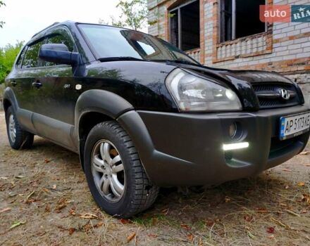 Хендай Туксон 2007 в Запорожье на Automoto.ua Черный Хендай Туксон, объемом двигателя 2.66 л и пробегом 200 тыс. км за 8900 $, фото 3 на Automoto.ua