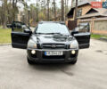 Черный Хендай Туксон, объемом двигателя 1.99 л и пробегом 266 тыс. км за 7500 $, фото 7 на Automoto.ua