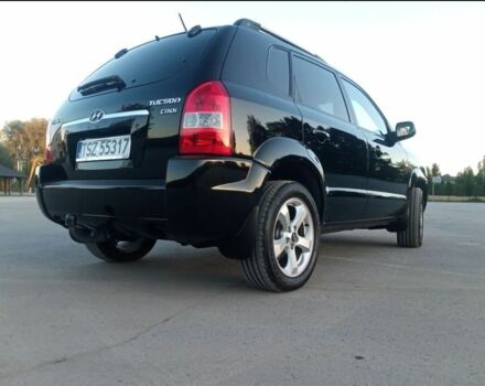 Черный Хендай Туксон, объемом двигателя 2 л и пробегом 240 тыс. км за 2700 $, фото 5 на Automoto.ua