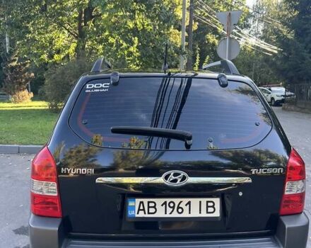 Чорний Хендай Туксон, об'ємом двигуна 1.98 л та пробігом 207 тис. км за 8500 $, фото 10 на Automoto.ua
