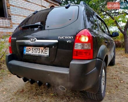 Чорний Хендай Туксон, об'ємом двигуна 2.66 л та пробігом 200 тис. км за 8900 $, фото 9 на Automoto.ua