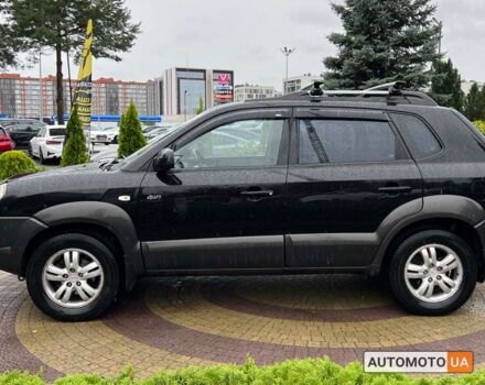 Черный Хендай Туксон, объемом двигателя 2 л и пробегом 201 тыс. км за 8600 $, фото 3 на Automoto.ua