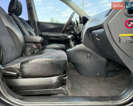 Черный Хендай Туксон, объемом двигателя 2 л и пробегом 300 тыс. км за 7350 $, фото 55 на Automoto.ua